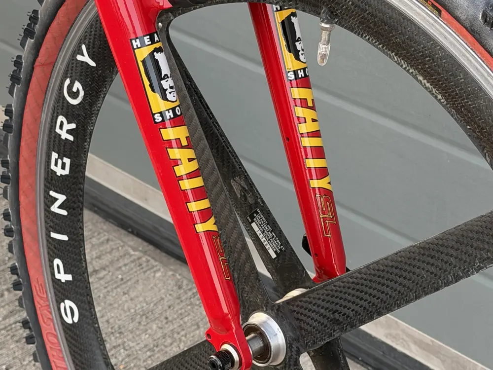 Close up of the Headshok Fatty SL fork decals